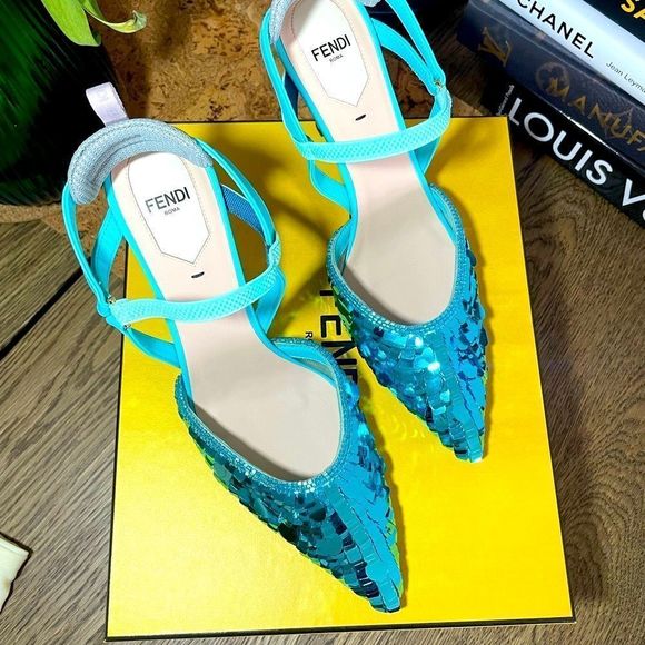 FENDI COLIBRI HEELS SHOES BLUE  NEW WITH TICKET - Picture 5 of 13